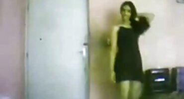 ẽphim sex Stepmom thỏa mãn stepson với âm hộ mỗi ngày. phim sex liếm lồn