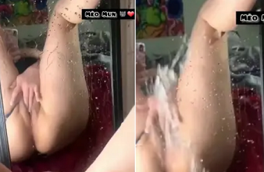 phim sex trung thủ dâm Nước bắn tung tóe khi móc bướm